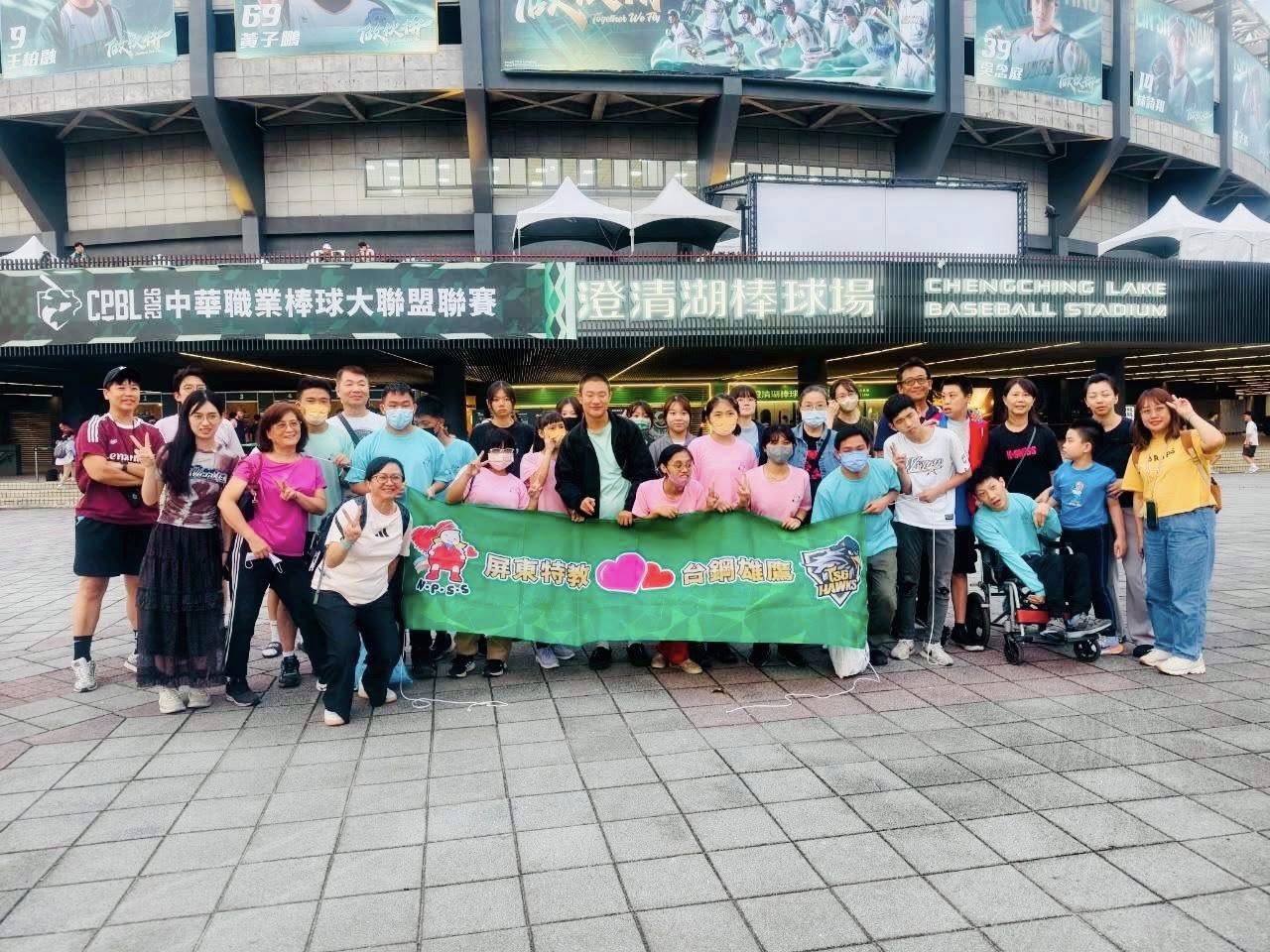 115.04.23宿舍夜間多元活動-職棒競賽觀摩